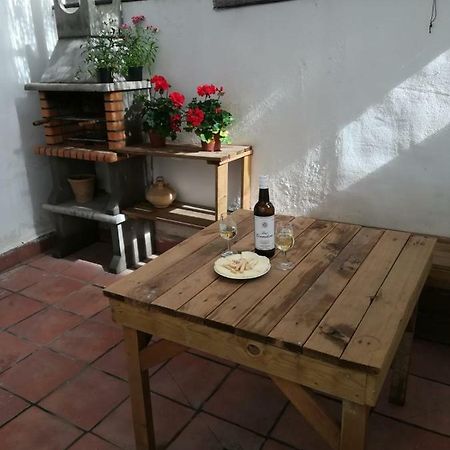 Apto Con Patio Y Barbacoa Bbq H De La Reina Cordoue Extérieur photo